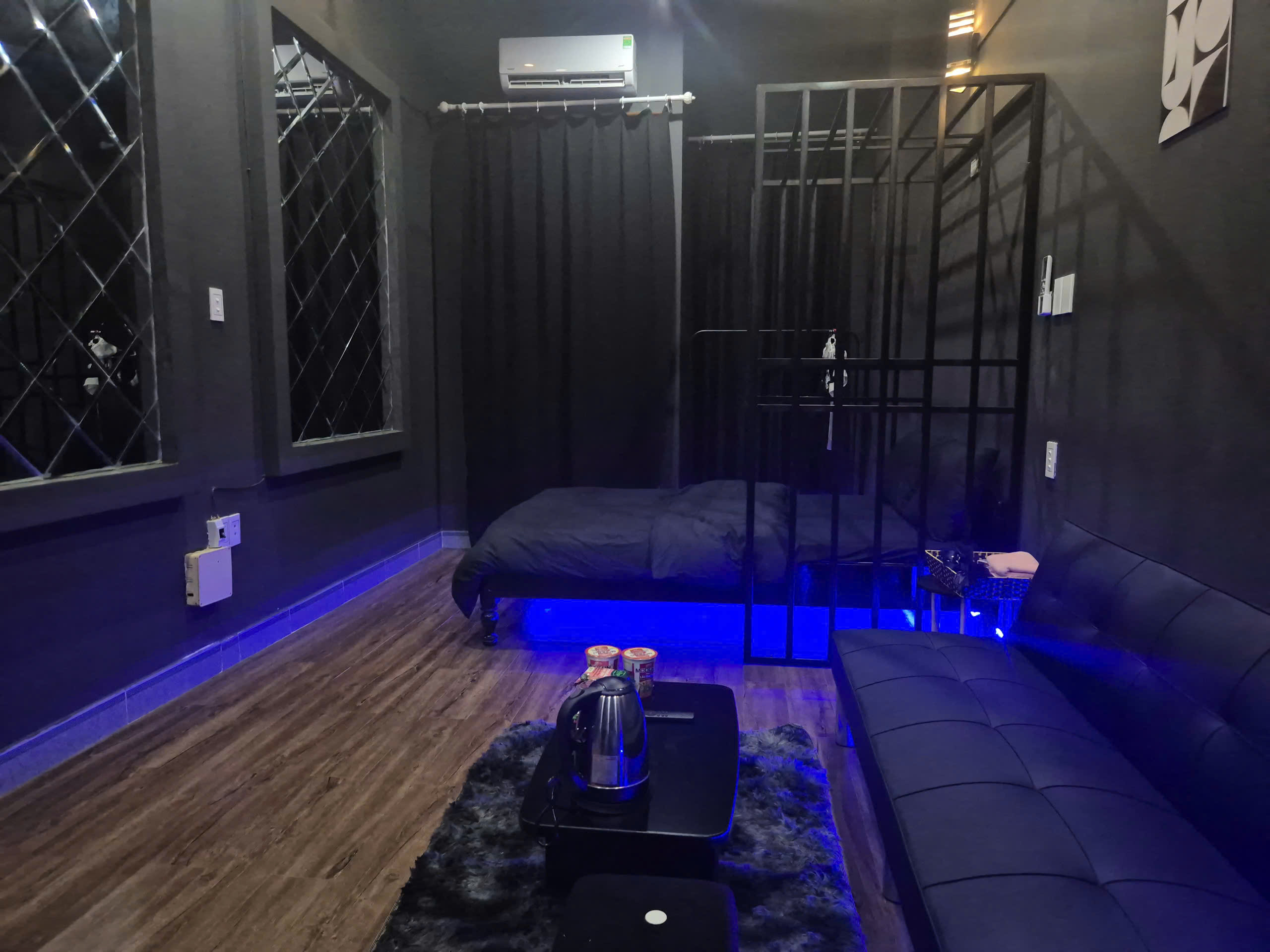 Room Thumb